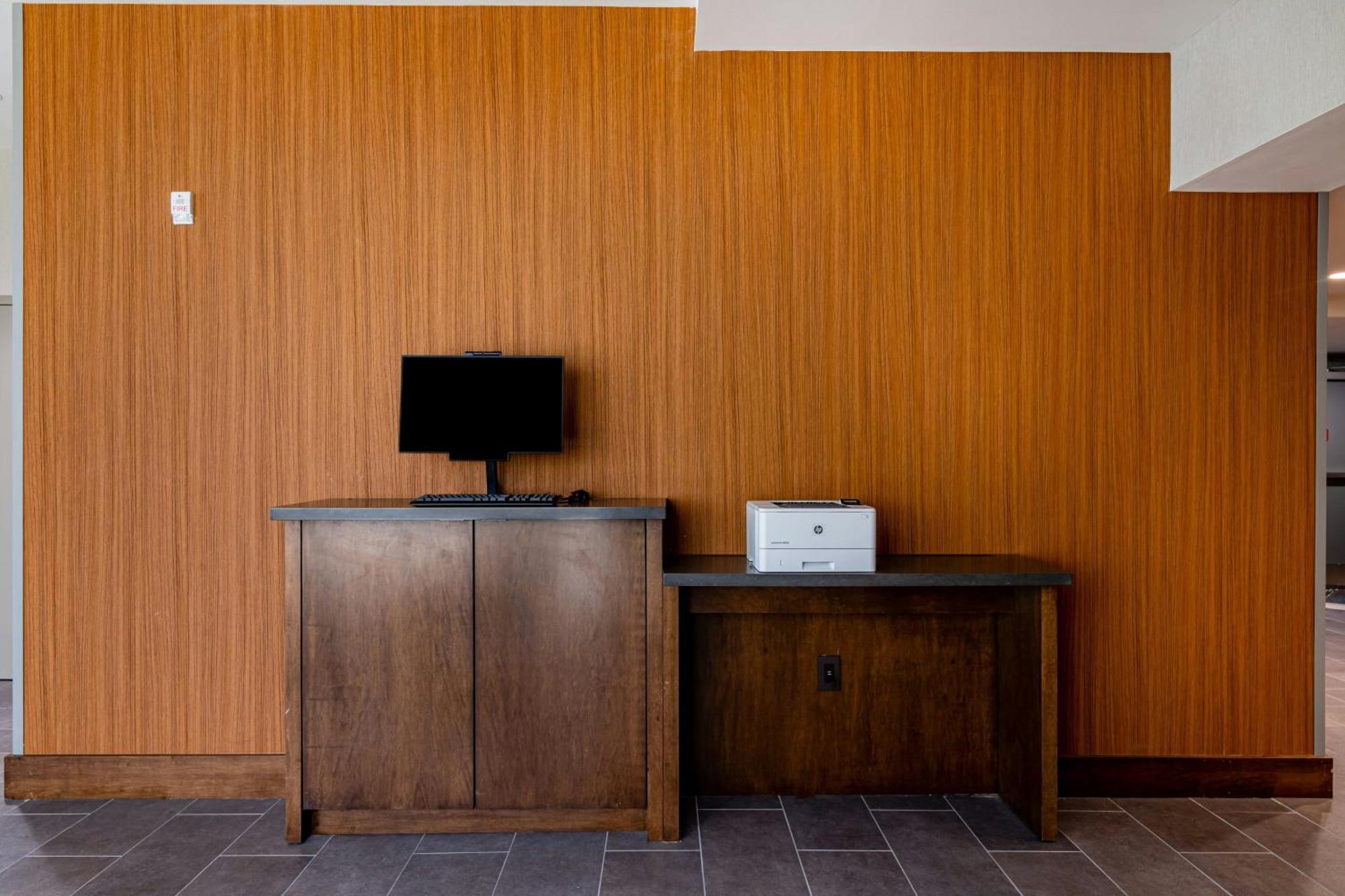 Four Points By Sheraton Brunswick Bagian luar foto