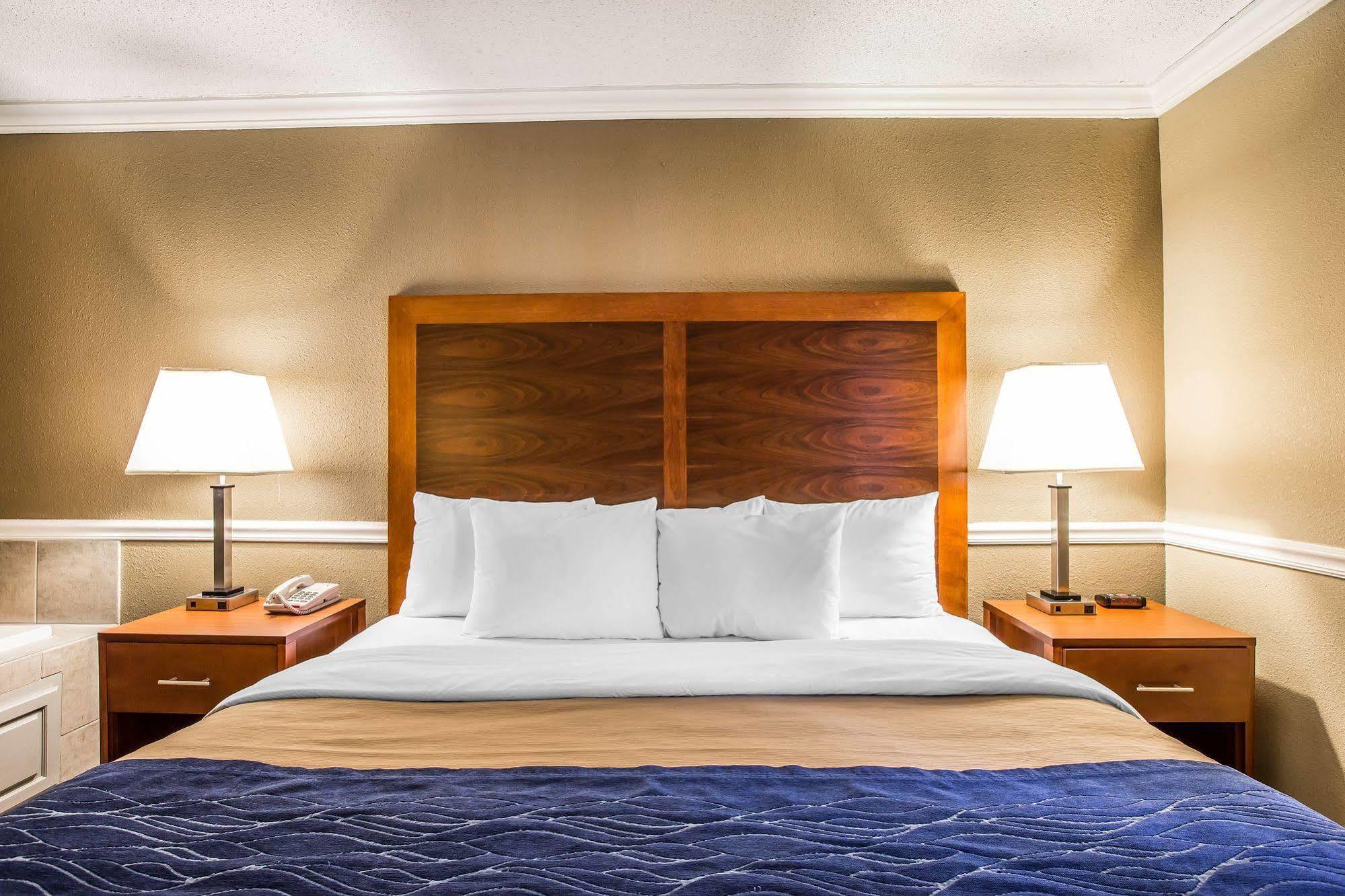 Four Points By Sheraton Brunswick Bagian luar foto