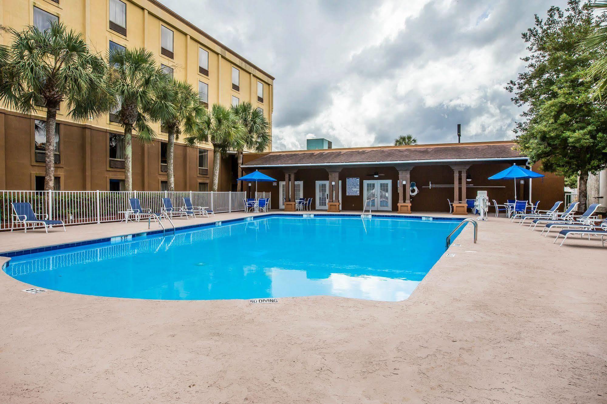 Four Points By Sheraton Brunswick Bagian luar foto