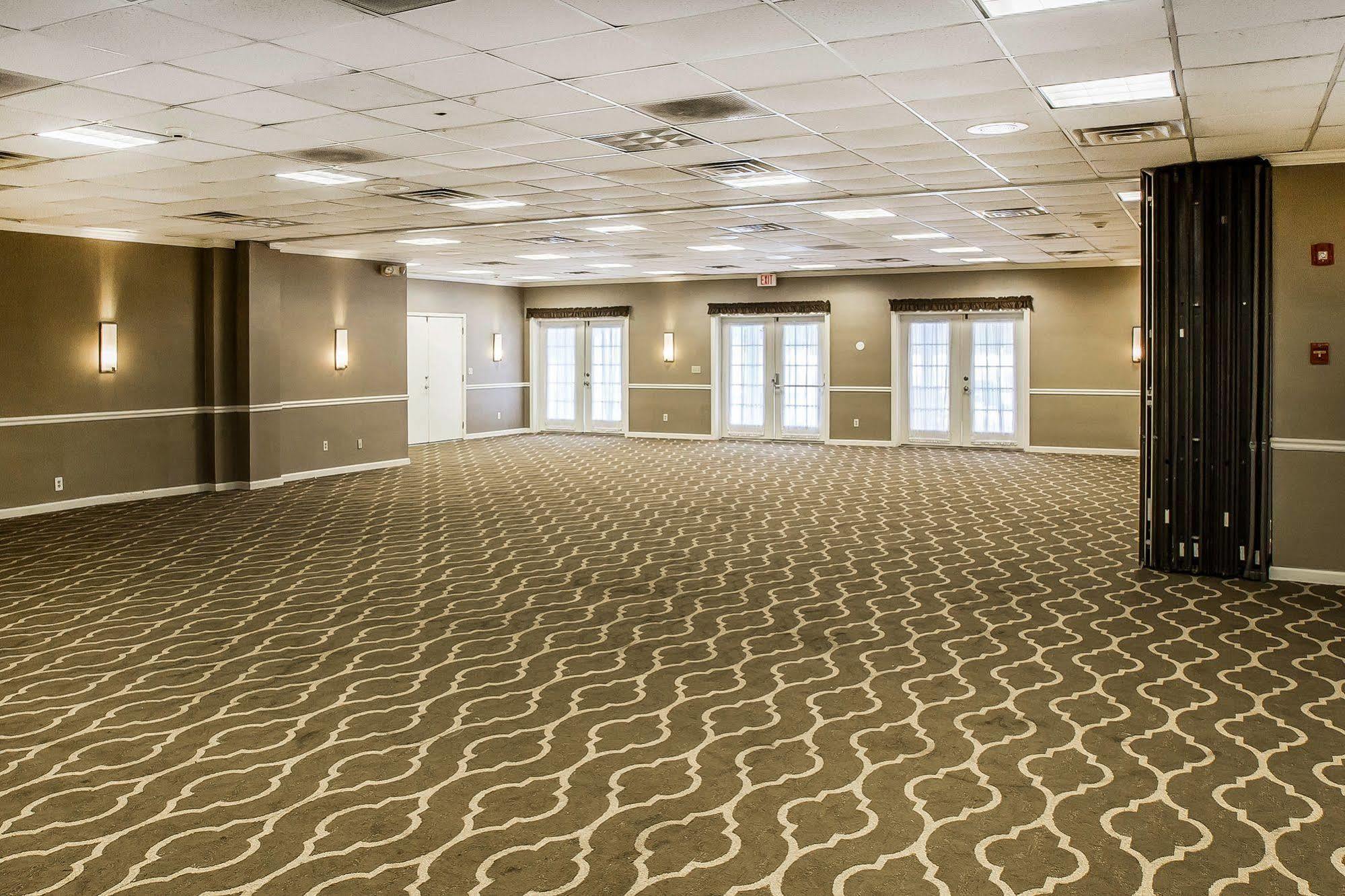 Four Points By Sheraton Brunswick Bagian luar foto